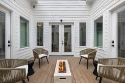 Chalet Blanc - Image 2