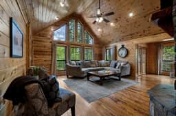 Greystone Lodge - Image 5