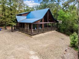 Honey Hole Haven - Image 2