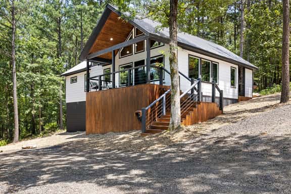 Alpine Amore - Image 1