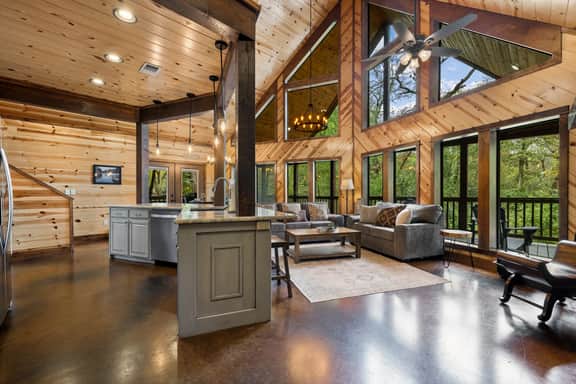 Honey Hole Haven - Image 3
