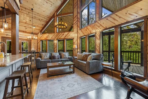Honey Hole Haven - Image 4