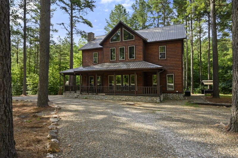 4 Bedroom Cabins in Broken Bow - Hochatown Cabins with Hot Tub